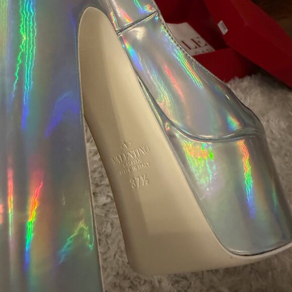 Tan-go 155 Metallic Leather Platform Pumps In Iridescent Silver - Picture 4 of 7